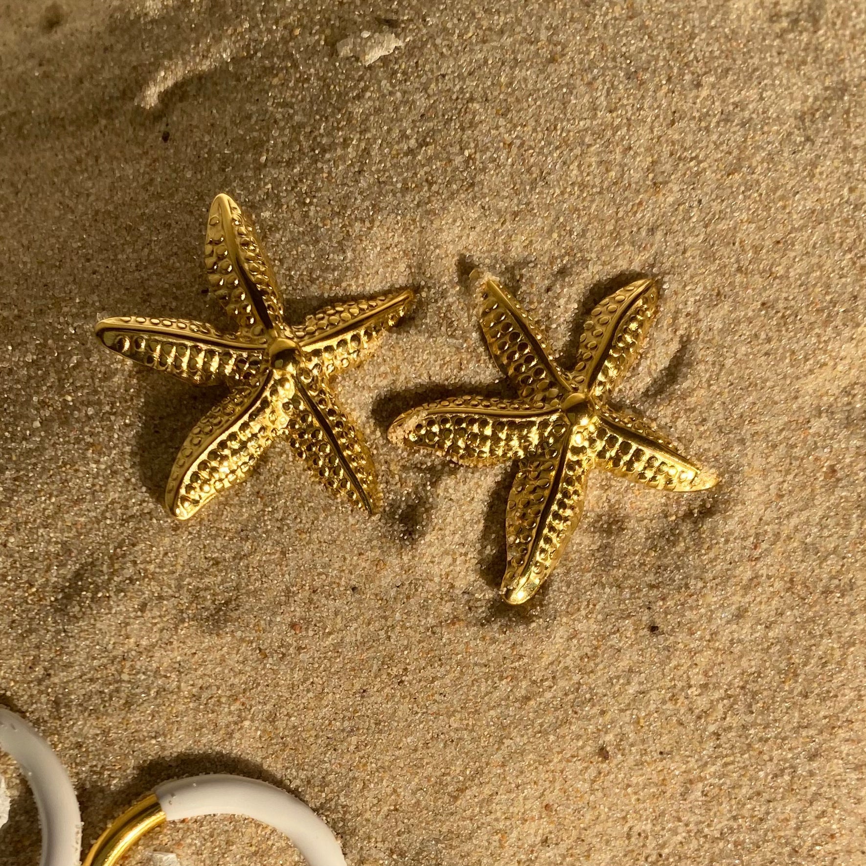 Women's Bracelets and Jewelry